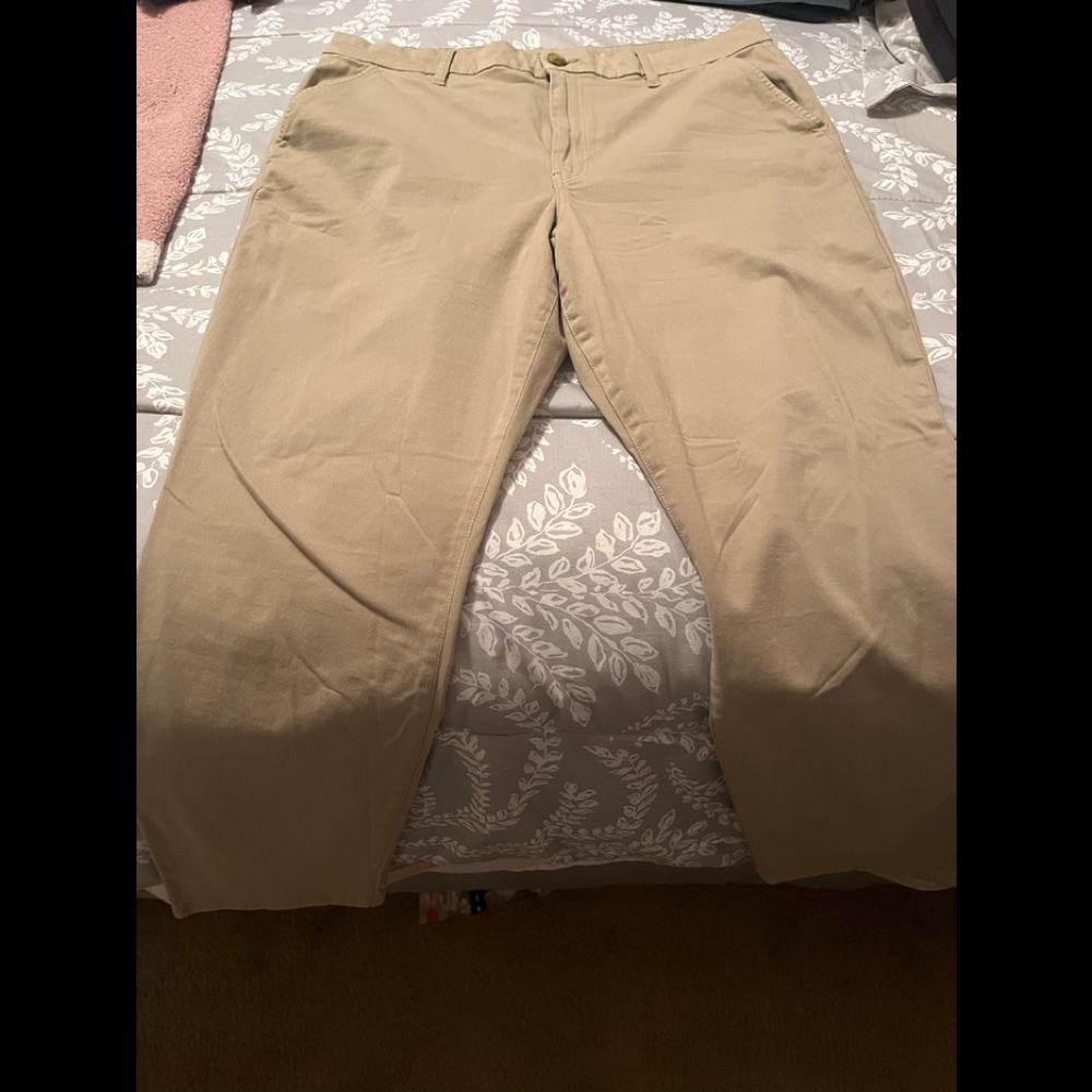 Women’s American Eagle Khaki pants